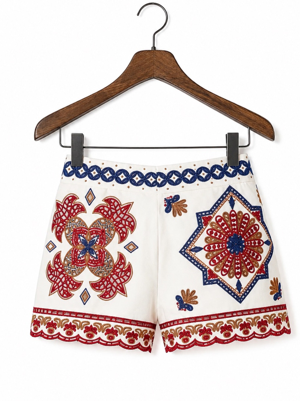 FARM Rio Mary’sTiles Embroidered Shorts • Size XL • NWT SEEN ON GWYNETH PALTROW - Picture 2 of 8